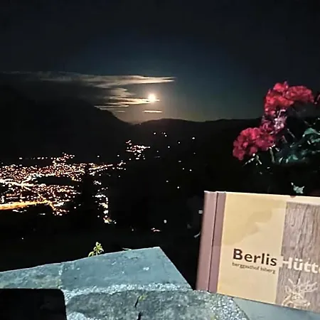 Berggasthof Biberg 여관 살펠덴암스타이너르넨미어